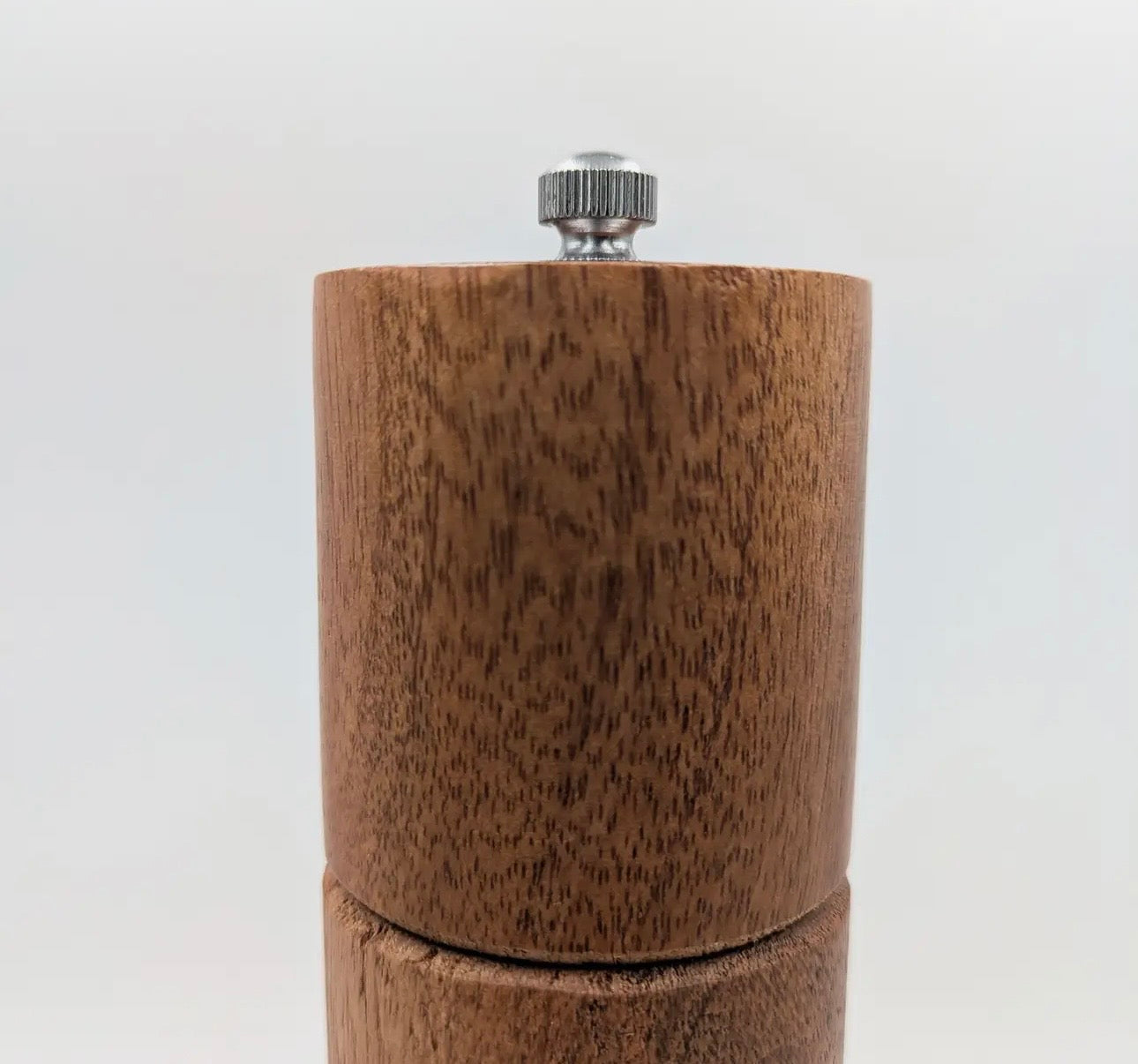 Artisan Wood Mango Salt & Pepper Mill (Set of 2)