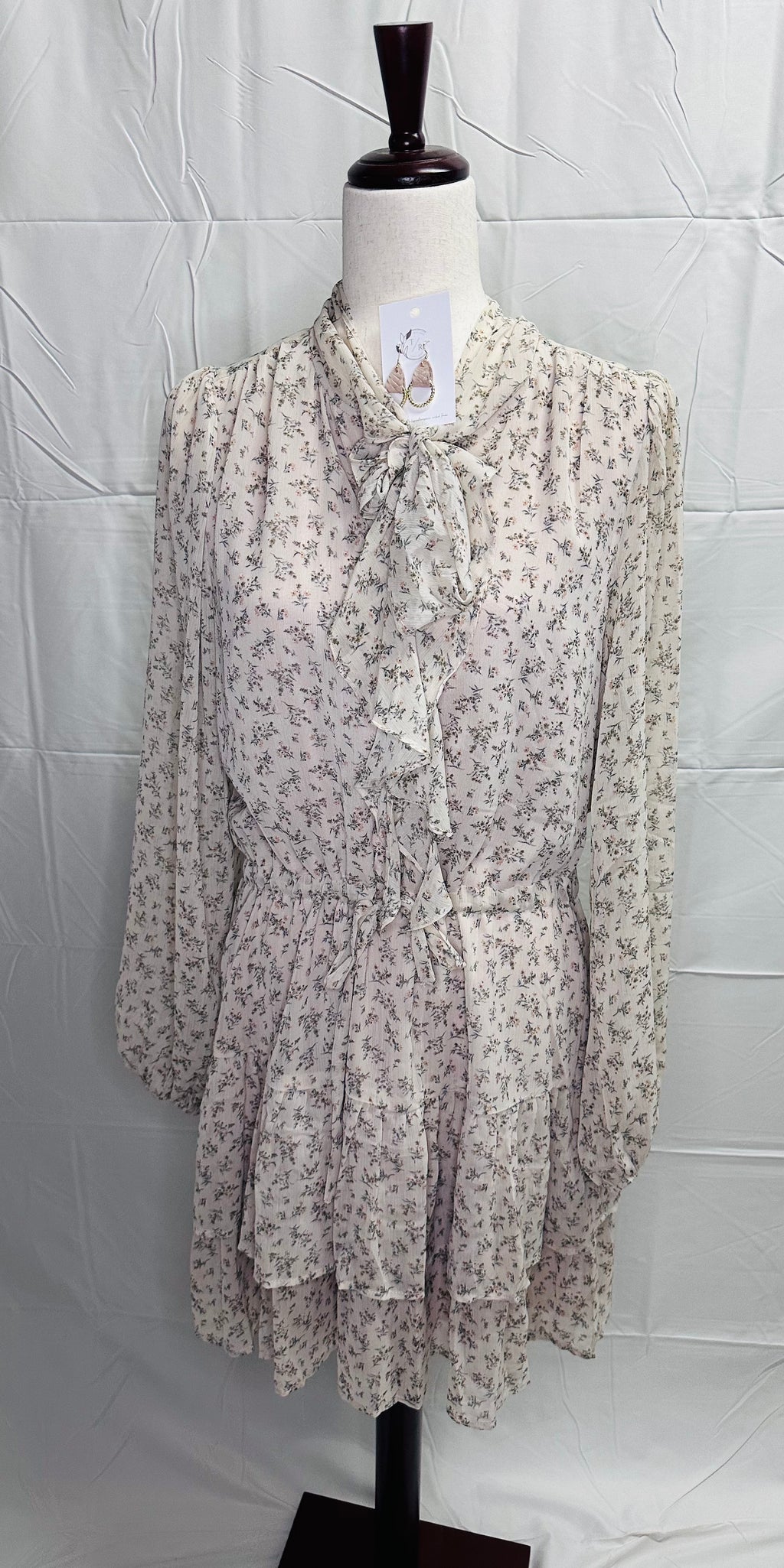 Soft Ditsy Floral Tie-Neck Tiered Dress