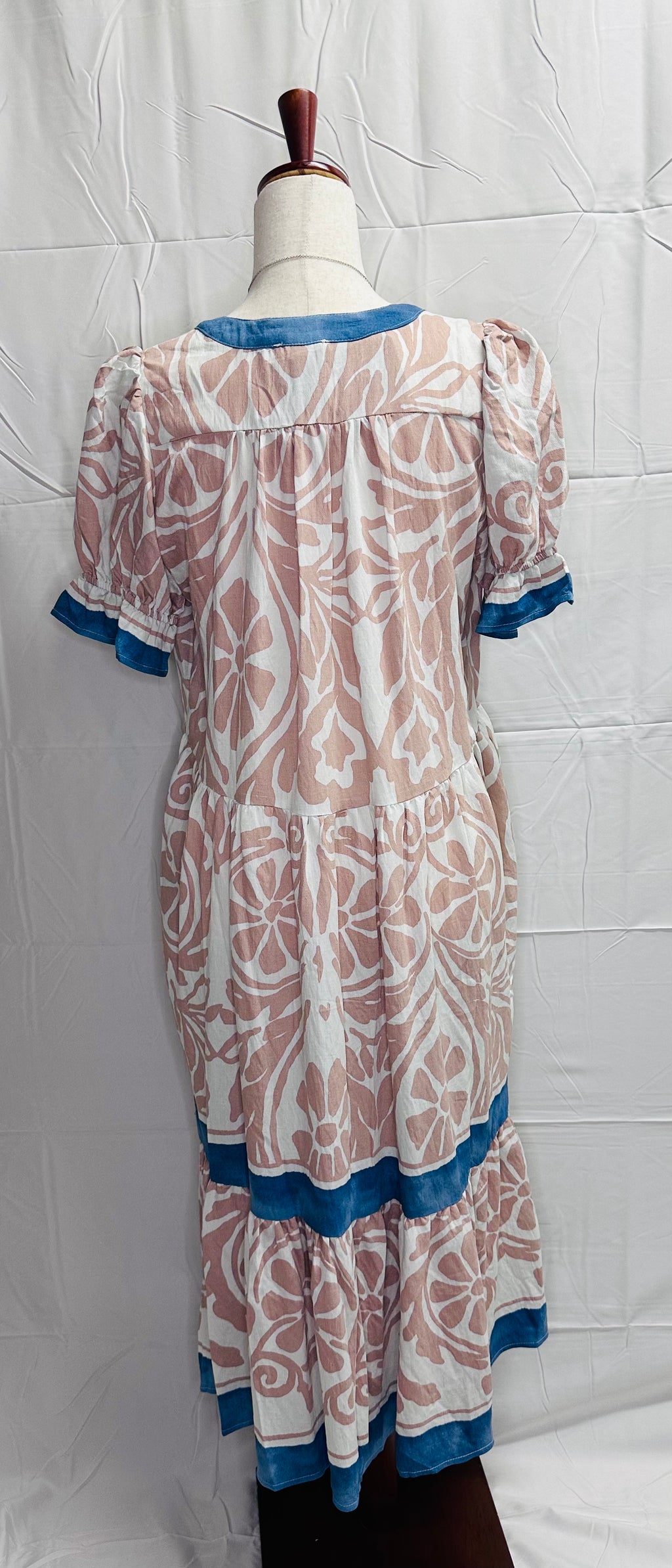 Rosewood Bloom Contrast Trim Midi Dress