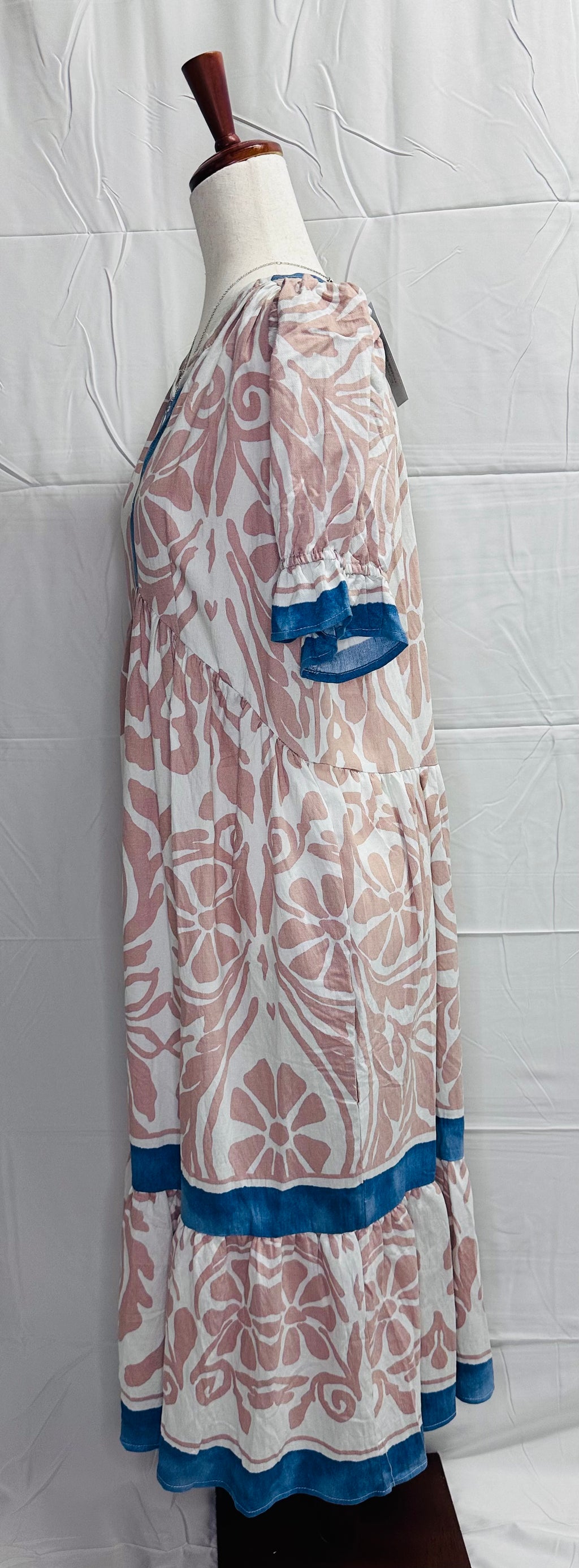 Rosewood Bloom Contrast Trim Midi Dress